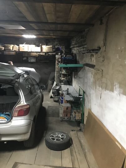 Гараж, > 30 м²