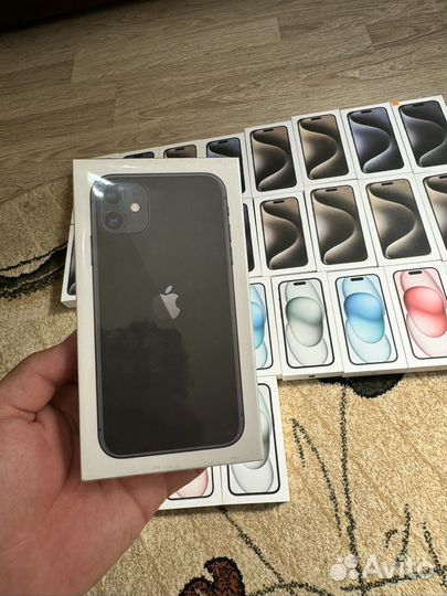 iPhone 11, 64 ГБ