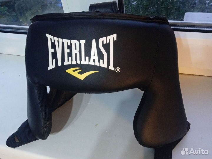 Боксерский шлем everlast