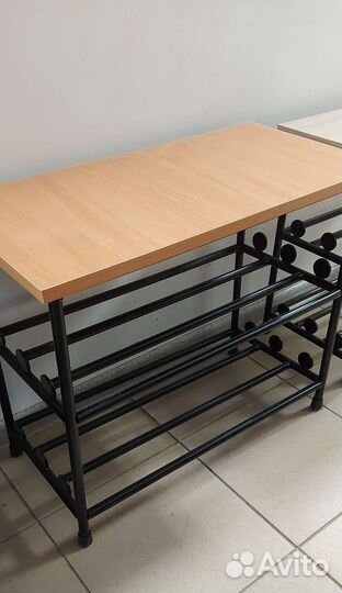 Полка для обуви в прихожую