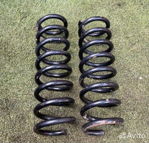 Пружины передние mercedes w202