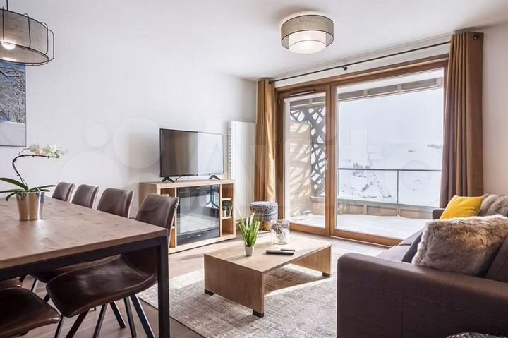 1-к. квартира, 54 м², 3/3 эт.