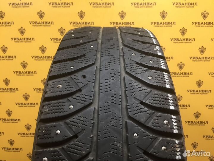 Bridgestone Ice Cruiser 7000 215/65 R16 98T