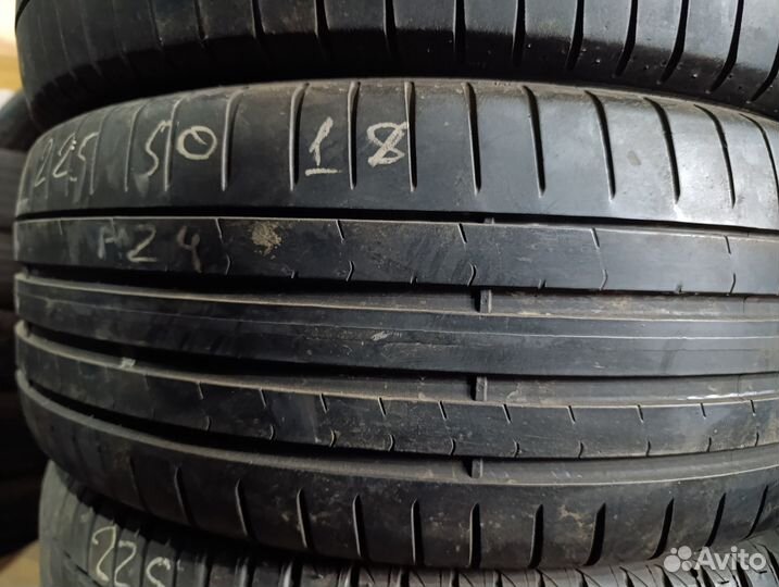 Pirelli P Zero PZ4 225/50 R18 100W