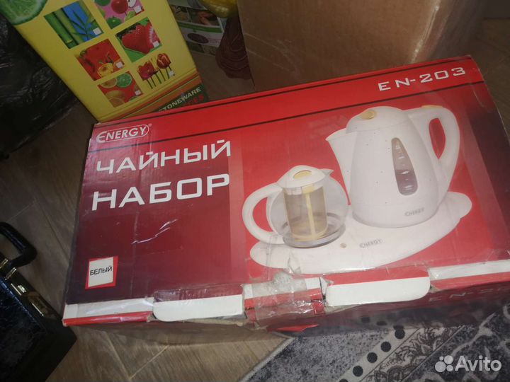 Чайник электрический новый