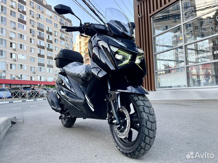 Скутер S-Tiger Sky Way 150 кубов (49сс)