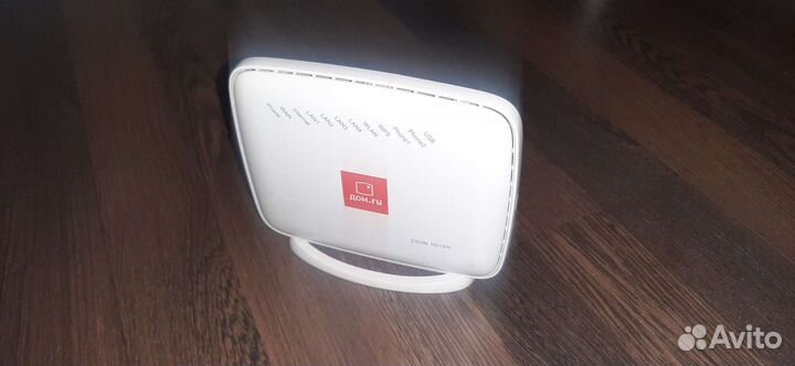 Тв приставка и роутер