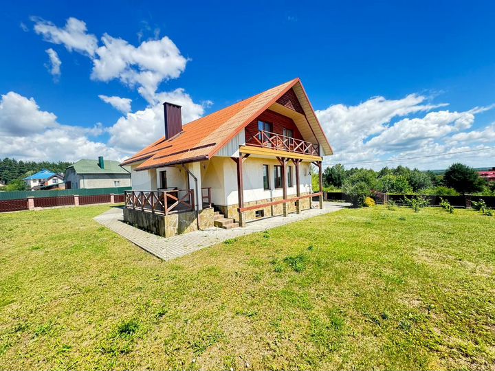 Дом 204,3 м² на участке 1297 м² (Белоруссия)