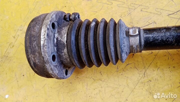 Полуось передняя (привод) Polo (HB)