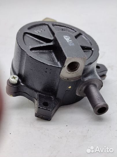 Насос вакумный