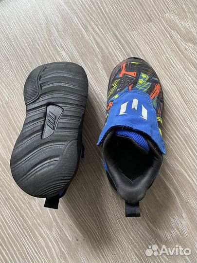 Кросовки adidas оригинал 27 р