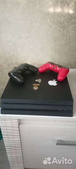 Sony playstation 4 PS4 pro 1tb