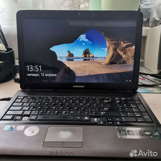 Ноутбук Samsung r540