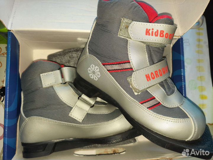Лыжные ботинки детские 30-31