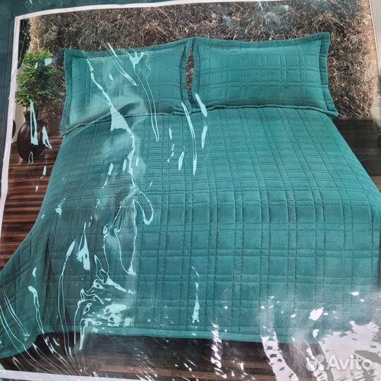 Покрывало с наволочками Valtery