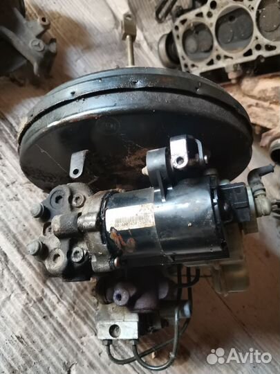 Вакум с абс фольксваген Б4