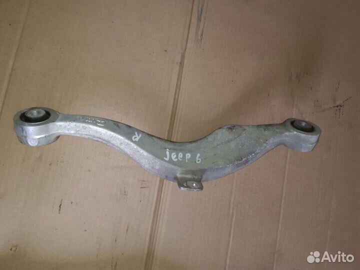 Рычаги задние правые Jeep Grand Cherokee WK2 19 г