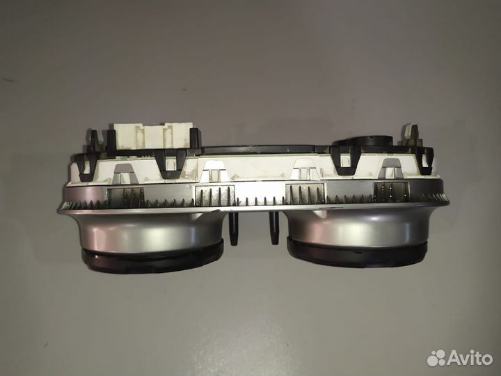 Панель приборная Nissan Qashqai 2008