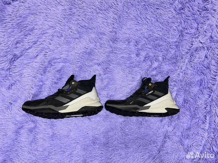 Кроссовки adidas мужские зимние 44