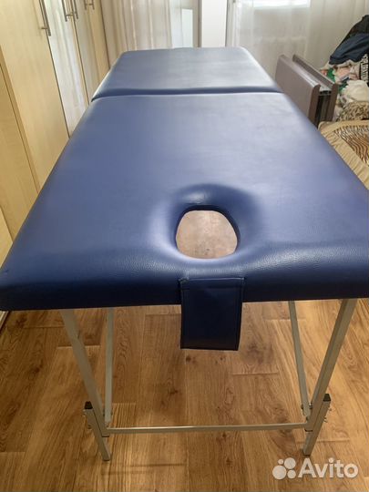 Массажный стол