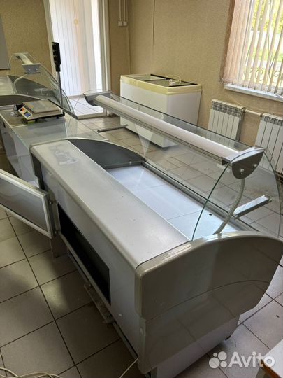 Холодильник витрина