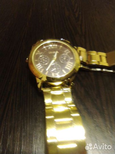 Наручные часы