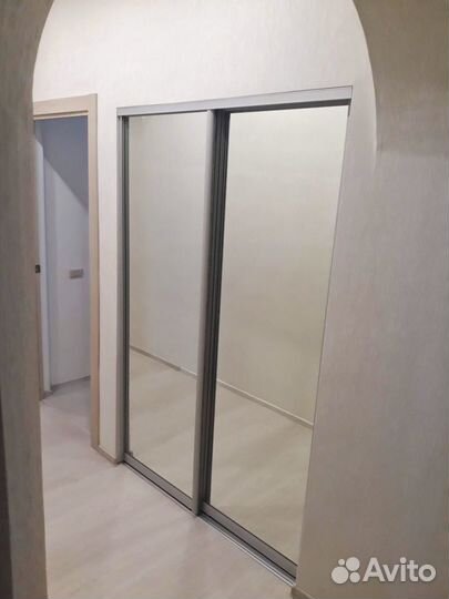 Двери купе зеркальные 