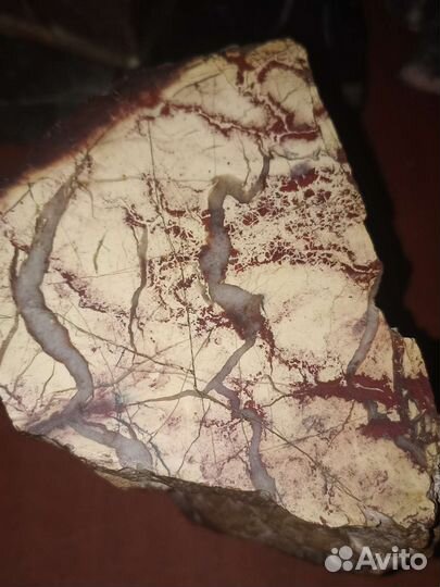 Камни и минералы