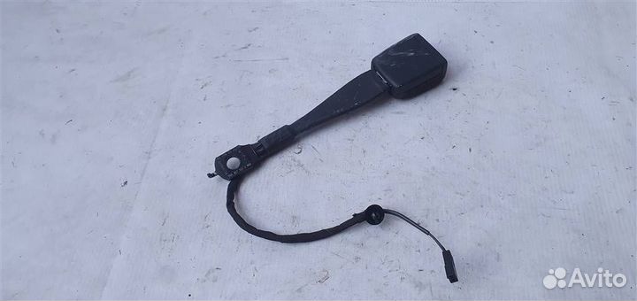 Ответная часть ремня безопасности Volkswagen Tigu