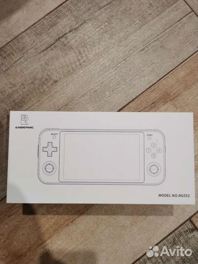Портативная приставка Arbernic RG552