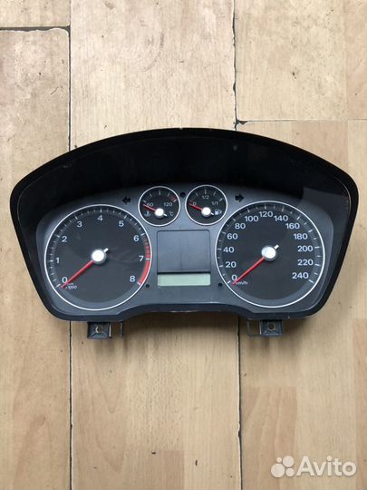 Панель приборов Ford C-MAX