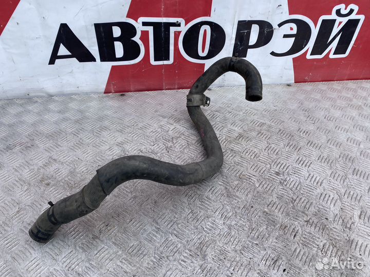 Патрубок охлаждения двигателя Mitsubishi Lancer 10