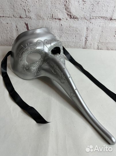 Маска доктор чума с узором золотая и серебряная