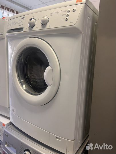 Стиральная машина Zanussi 5 кг