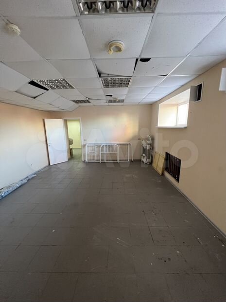 Нежилое помещение, 356 м²