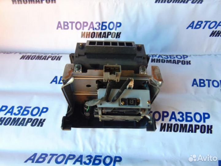 Ящик передней консоли для Nissan X-Trail 1 2001-2