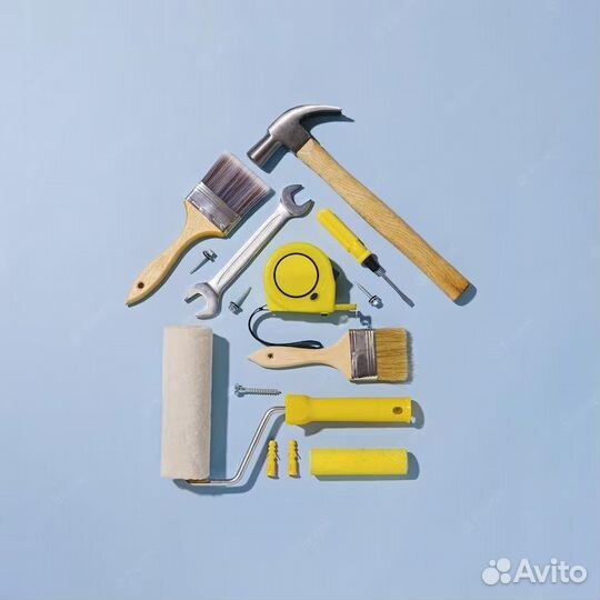 Мастер универсал со своим инструментом