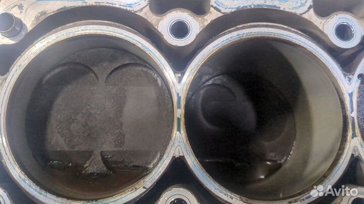 Блок цилиндров BMW 6 E63, 2004