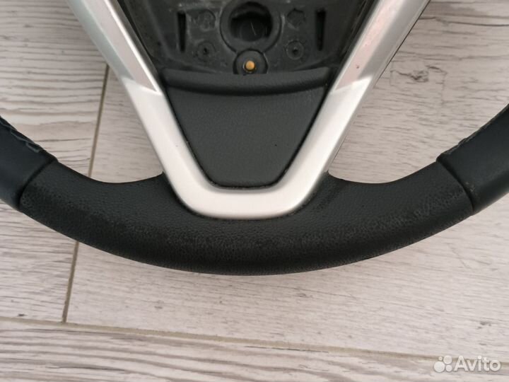 Ford fiesta mk 6 руль