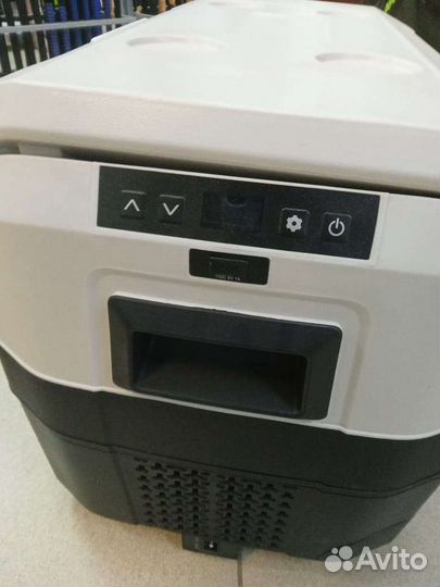 Автохолодильник Icecube 32л