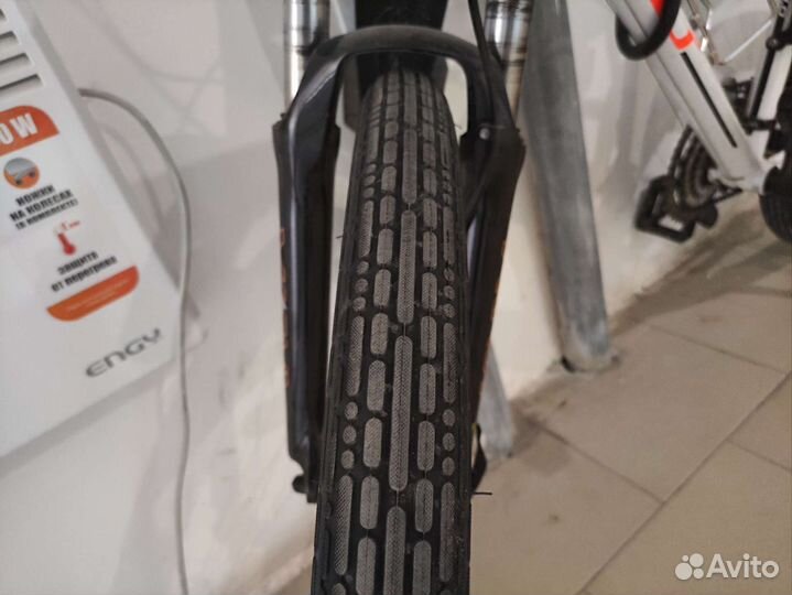 Комплект покрышки и камеры велосипедные 26