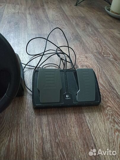 Игровой руль logitech