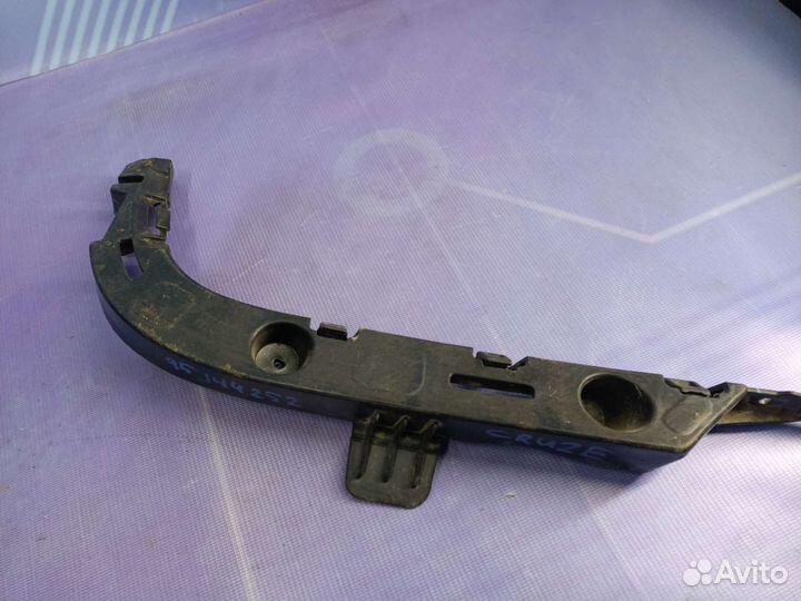 Кронштейн заднего бампера Chevrolet Cruze