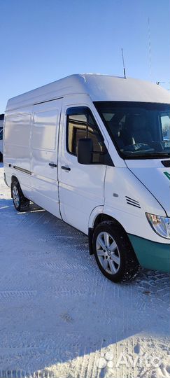 Mercedes-Benz Sprinter Classic цельнометаллический, 2005