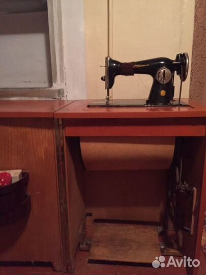 Швейная машина