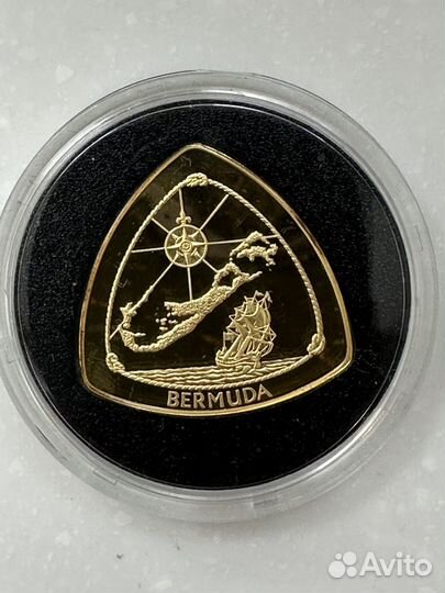 Золотая монета Бермуды Парусник