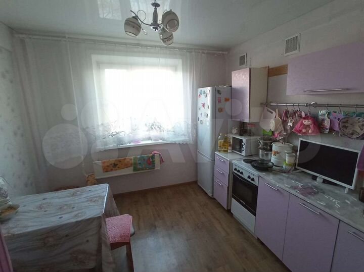 2-к. квартира, 52 м², 2/5 эт.