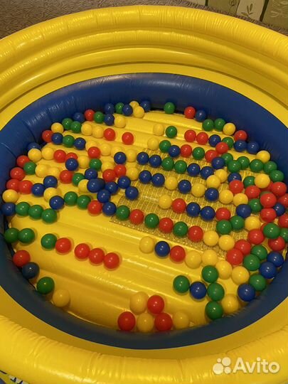 Надувной манеж, бассейн, батут 170х60 см