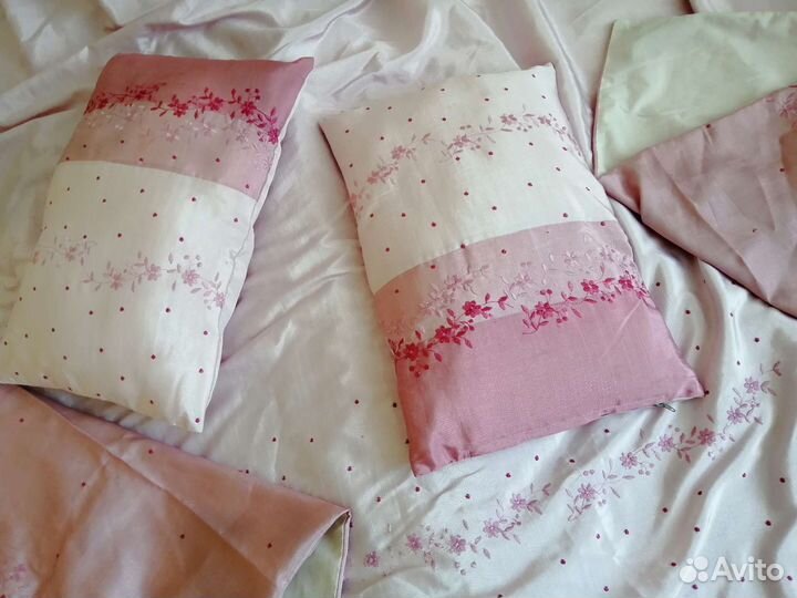 Пододеяльник-покрывало, 4 наволочки и 2 подушки