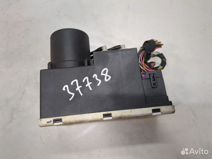 Компрессор центрального замка Audi A4 (B5), 1996